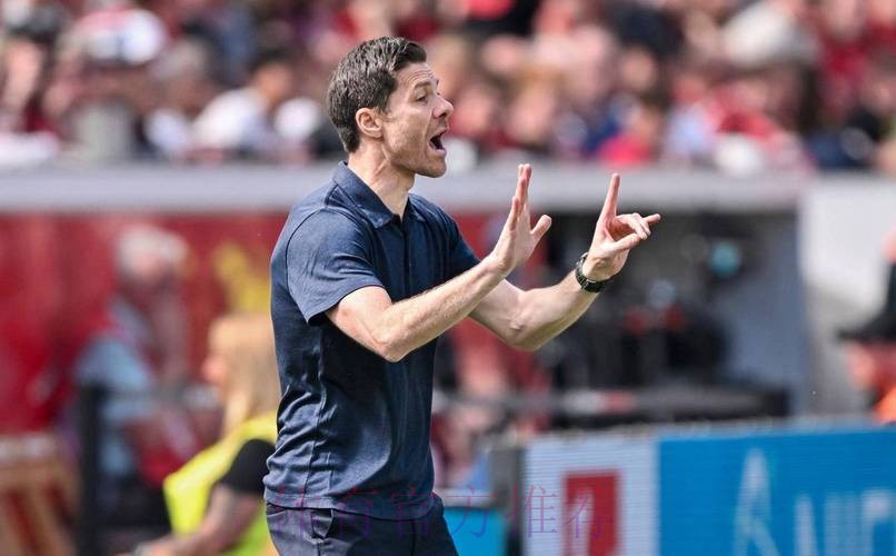 西媒：阿隆索将在欧冠做轮换 阿诺德有望首发出场